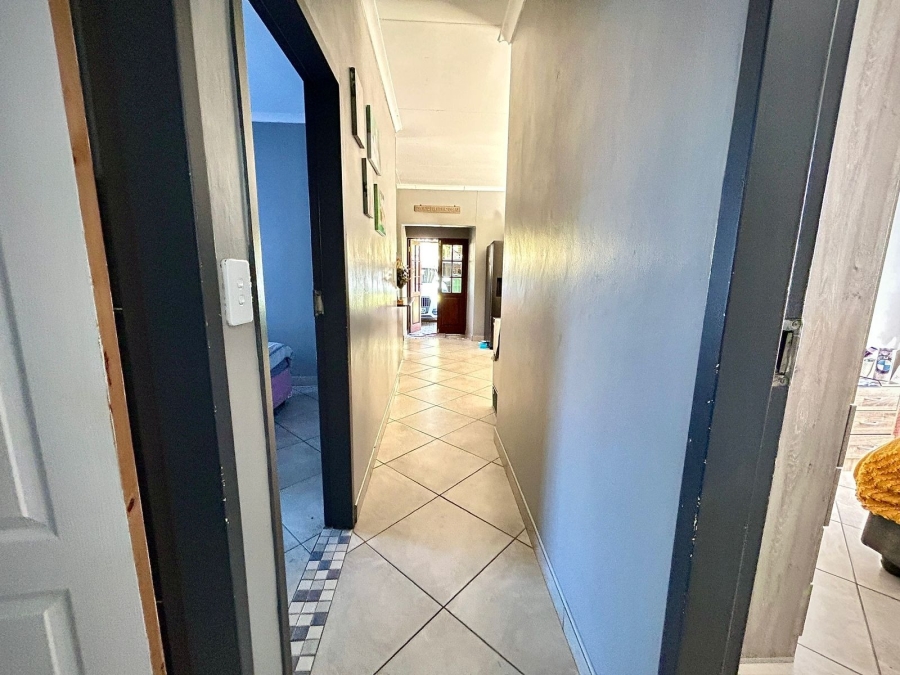 3 Bedroom Property for Sale in Waterval East North West